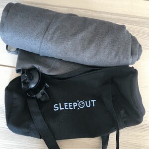 sleepout-blackout-curtain (1)