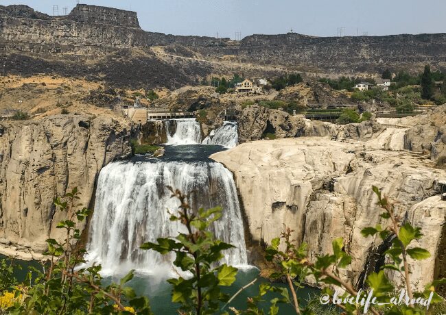The breathtaking Shoshone falls with its prestine waters.