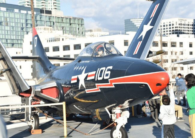 Step aboard the USS Midway, a historic aircraft carrier turned museum, and immerse yourself in the rich maritime history of San Diego. Explore the deck, climb into aircraft cockpits, and discover firsthand the incredible feats of naval aviation and the brave men and women who served on this iconic ship. 