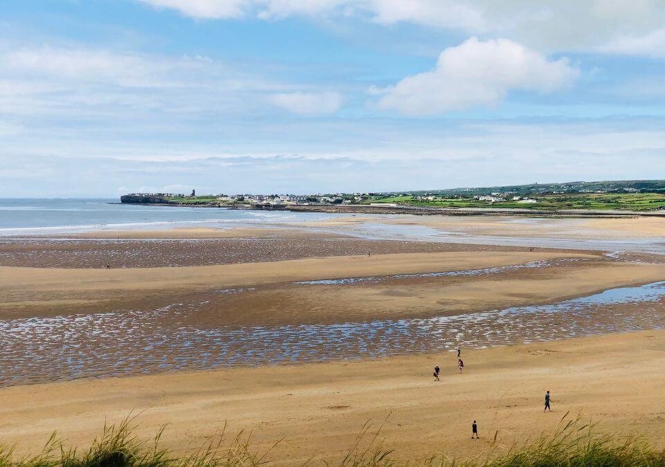Panoramic view of Lahinch Beach during Shannon to Dublin Itinerary.