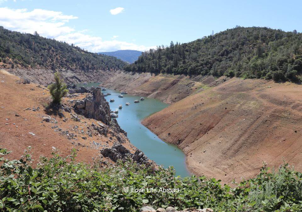 A low water reservoir near Shasta