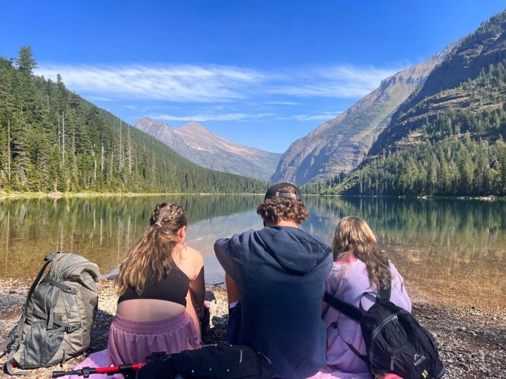 Picnic on the beach on Avalanche Lake Trail 
